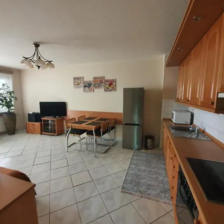Koala Apartments: Beachside Pet-friendly With Wi-fi Apartment Kolobrzeg