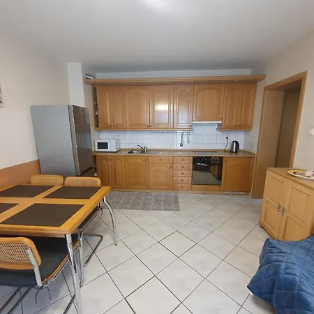 Koala Apartments: Beachside Pet-friendly With Wi-fi Apartment Kolobrzeg